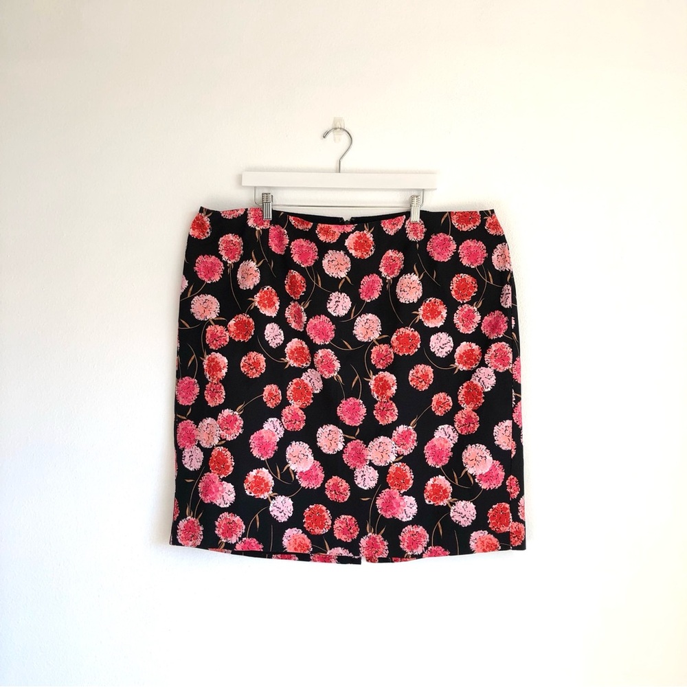 Talbots Plus Black / Pink Floral Pencil Skirt Size 22W Office Career Feminine
